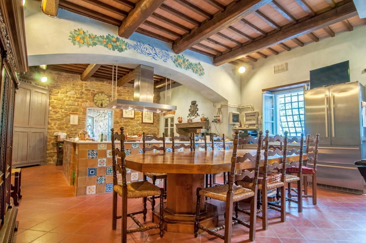 Agriturismo I Frati Пачиано Экстерьер фото
