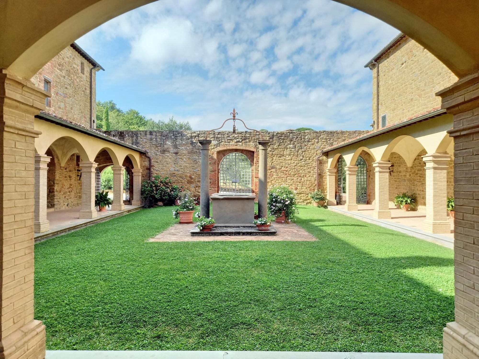 Agriturismo I Frati Пачиано Экстерьер фото